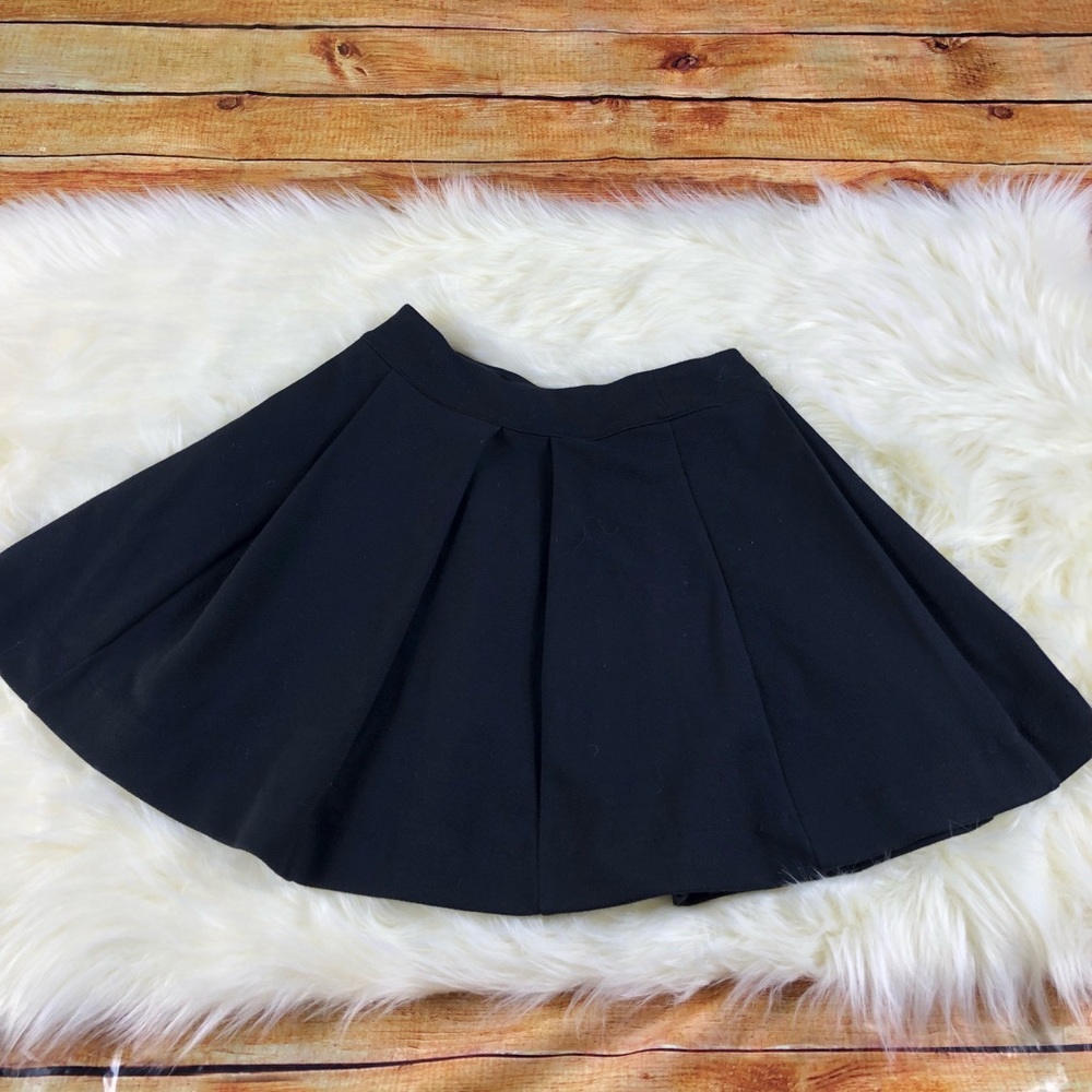 Cooperative Black Pleated Skirt